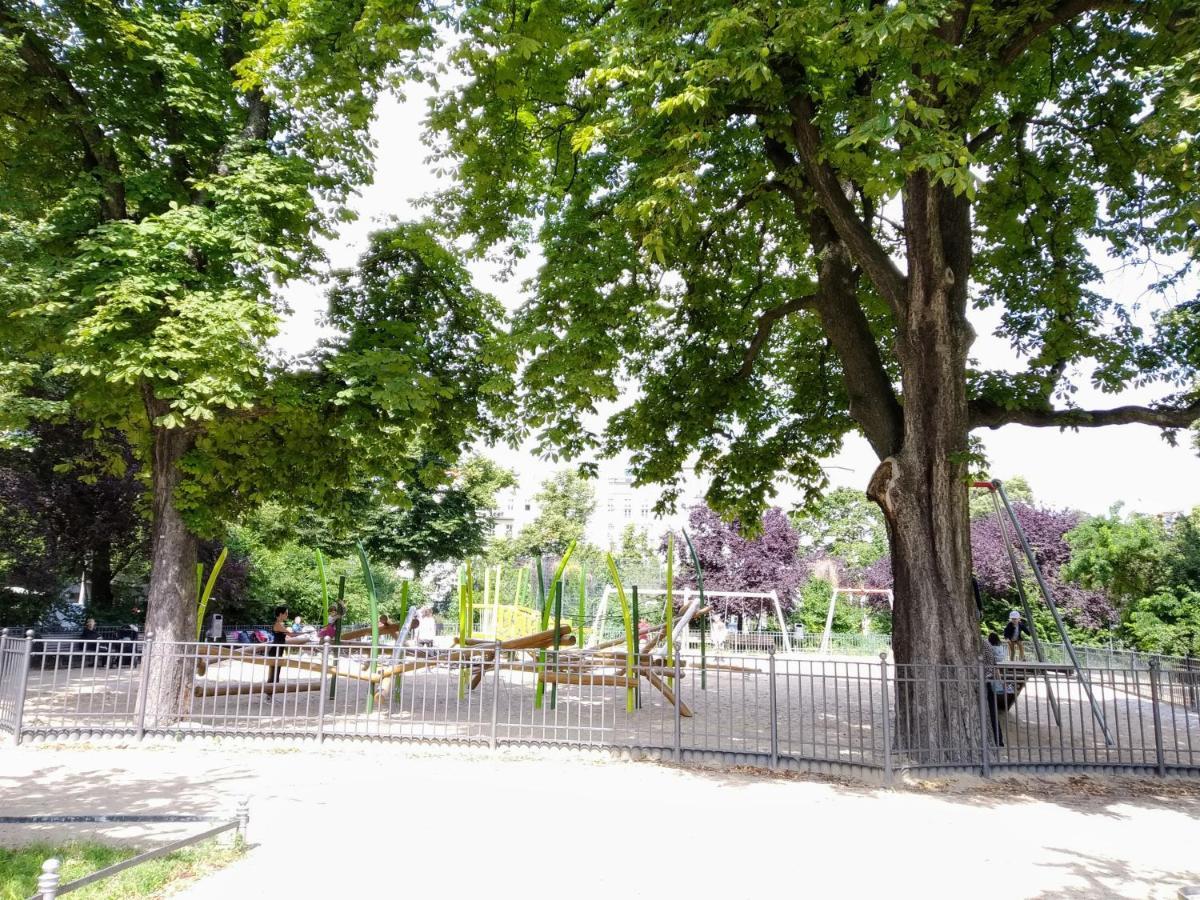 Cozy Studio In Friedrichshain, 4 Quiet Guests Only برلين المظهر الخارجي الصورة