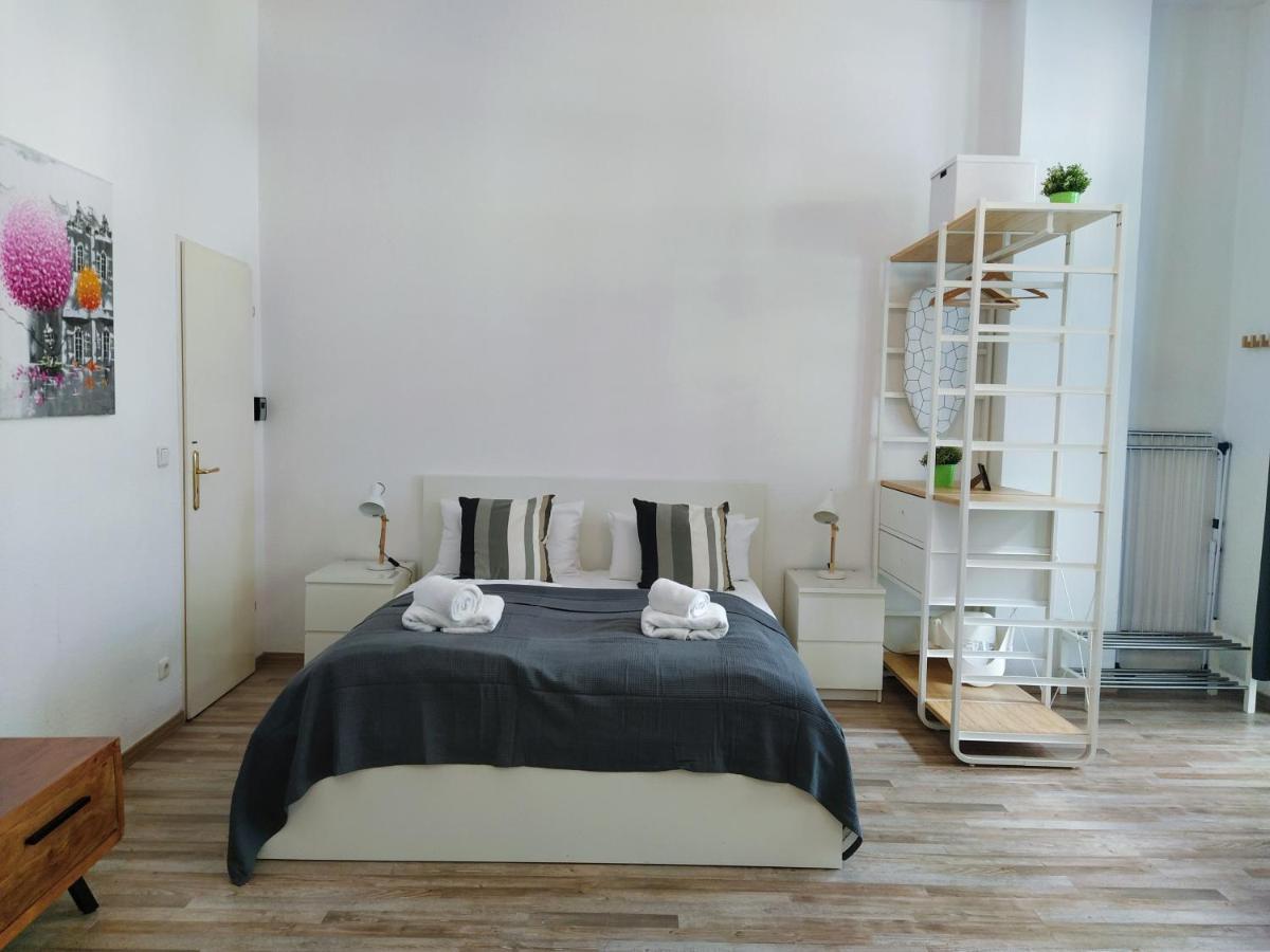 Cozy Studio In Friedrichshain, 4 Quiet Guests Only برلين المظهر الخارجي الصورة